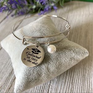 NWT She Believed She Could Graduation Bracelet
